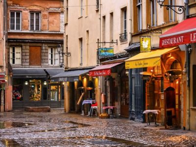 Entrepreneurs in France! SINGA expands in Lyon and Paris